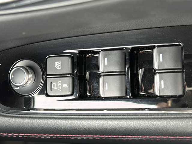 マツダ ＣＸ－８ XD ブラックトーンエディション 岐阜県 2023(令5)年 3.1万km ロジウムホワイトプレミアムメタリック 登録時走行距離30733km/純正１０．２型SDナビ　/Blue tooth/CD/DVD可/フルセグテレビ　/全方位カメラ　/後席モニター/レーダークルーズコントロール/ハーフレザーシート　/パワーシート前席　/シートヒーター前席・２列目シート　/社外フロアマット/ＬＥＤヘッドライト　/オートライト/コーナーセンサー前後　/レーンキープアシスト　/エアバッグW＋サイド/ＥＴＣ/プッシュスタート/エアコンWAC/純正19アルミホイール/ドアバイザー/ウィンカーミラー/ブラインドスポットモニター/ステアリングヒーター/電動リアゲート/置くだけ充電スポット/車窓サンシェード