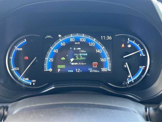 トヨタ ヴォクシー ハイブリッド S－Z 東京都 2022(令4)年 6.6万km ホワイトパールクリスタルシャイン ワンオーナー/コネクティッドナビ対応8インチディスプレイオーディオ/・DTV/BT/USB/AｐｐぇCarPlay/AndroidAuto/ラジオ/セーフティーセンス/・プリクラッシュセーフティー/・レーントレーシングアシスト/・レーンディパーチャーアラート/・レーダークルーズコントロール/・オートマチックハイビーム/・ロードサインアシスト/・ドライバー異常時対応システム/・プロアクティブドライビングアシスト/・発進遅れ告知機能/パーキングサポートブレーキ（前後方静止物）/ボディ同色ドアミラー（電動オート格納機能/ウインカー付）/ビルトインETC2.0/シートヒーター（運転席/助手席）/AC100V1200Wコンセント/取扱説明書/新車時保証書