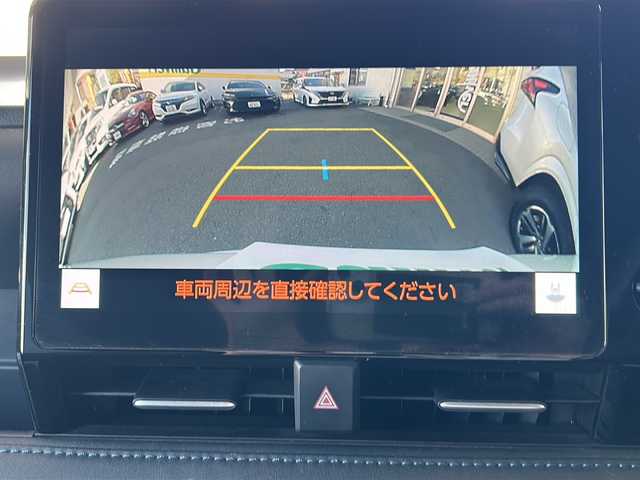 トヨタ ヴォクシー ハイブリッド S－Z 東京都 2022(令4)年 6.6万km ホワイトパールクリスタルシャイン ワンオーナー/コネクティッドナビ対応8インチディスプレイオーディオ/・DTV/BT/USB/AｐｐぇCarPlay/AndroidAuto/ラジオ/セーフティーセンス/・プリクラッシュセーフティー/・レーントレーシングアシスト/・レーンディパーチャーアラート/・レーダークルーズコントロール/・オートマチックハイビーム/・ロードサインアシスト/・ドライバー異常時対応システム/・プロアクティブドライビングアシスト/・発進遅れ告知機能/パーキングサポートブレーキ（前後方静止物）/ボディ同色ドアミラー（電動オート格納機能/ウインカー付）/ビルトインETC2.0/シートヒーター（運転席/助手席）/AC100V1200Wコンセント/取扱説明書/新車時保証書