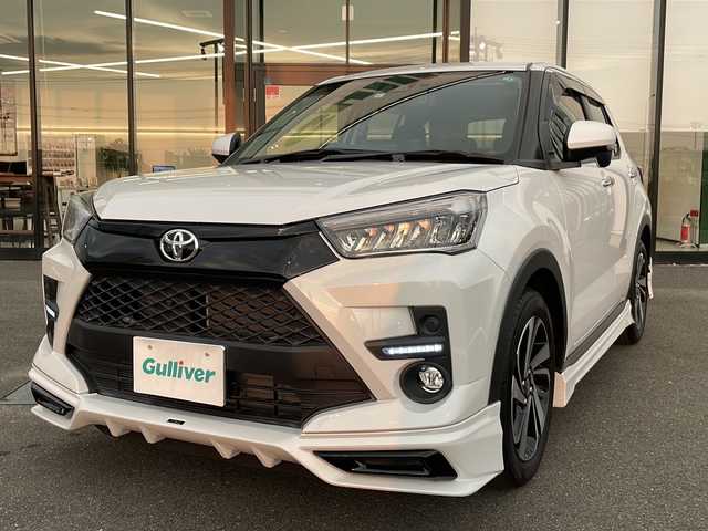トヨタ ライズ Z 愛媛県 2023(令5)年 0.2万km シャイニングホワイトパール 社外9インチナビ/（フルセグTV/DVD/CD/BT）/全方位カメラ/スマートアシスト/・衝突被害軽減ブレーキ/・レーンキープアシスト/・レーダークルーズコントロール/・先行車発進お知らせ機能/BSM/TRDエアロ（F・S・R）/シートヒーター/ETC/ドライブレコーダー/LEDオートライト/フォグランプ/コーナーセンサー/革巻きステアリング/ステアリングスイッチ/純正17インチAW/純正フロアマット/スマートキー