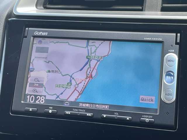 ホンダ フィット 13G Lパッケージ 茨城県 2014(平26)年 3.6万km パール 純正ＳＤナビ　/(BT/AM/FM)/ワンセグTV/プッシュスタート　/ＥＴＣ　/ＬＥＤヘッドライト　/純正フロアマット　/アイドリングストップ　/パワーステアリング　/パワーウィンドウ　/オートライト　/盗難防止装置　/横滑り防止装置　/ＡＢＳ　/保証書