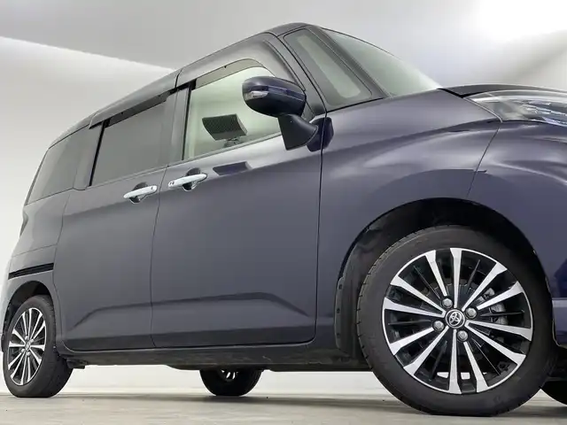 トヨタ ルーミー カスタムG－T 新潟県 2021(令3)年 4.8万km クールバイオレットクリスタルシャイン 純正9インチメモリナビ /　・CD DVD BT フルセグTV HDMI /フリップダウンモニター/バックカメラ/両側パワースライドドア /シートヒーター /コーナーセンサー /トヨタセーフティセンス /　・PCS（プリクラッシュセーフティ）/　・LKA （レーンキープアシスト）/　・レーダークルーズコントロール /ドライブレコーダー/ETC/LEDヘッドライト