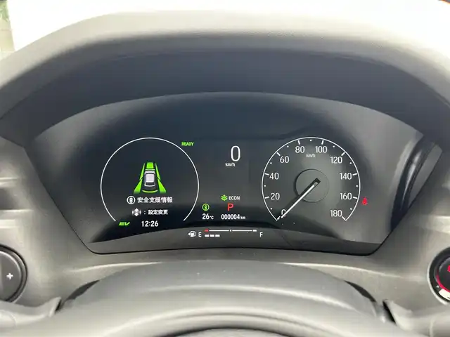 ホンダ ヴェゼル ハイブリッド e:HEV Z 静岡県 2025(令7)年 0.1千km プラチナホワイトパール ホンダセンシング/・衝突軽減ブレーキ/・レーンキープアシスト/・レーダークルーズコントロール/・前後コーナーセンサー/・ブラインドスポットモニター/Honda CONNECTディスプレー/Apple CarPlay/フルセグTV/ETC2.0車載器/電子制御オートブレーキホールド/Hondaスマートキーシステム/本革巻セレクトレバー/LEDオートヘッドライト/ワイヤレス充電器/USBチャージャー（Type-C）/シートヒーターD＋N/ハンドルヒーター/純正18AW/バックカメラ