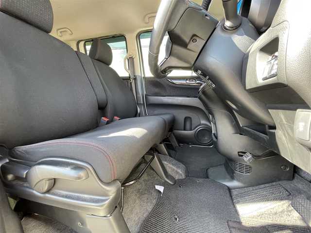 ホンダ Ｎ ＢＯＸ カスタム G Lパッケージ 道央・札幌 2016(平28)年 8.4万km プレミアムホワイトパールⅡ (株)IDOMが運営する【じしゃロン札幌店】の自社ローン専用車両になりますこちらは現金またはオートローンご利用価格です。自社ローンご希望の方は別途その旨お申し付けください。/ワンセグテレビ/AM/FM/iPod/プッシュスタート/アイドリングストップ/ETC/バックカメラ/ECON/シートヒーター/チップアップシート/ドアバイザー