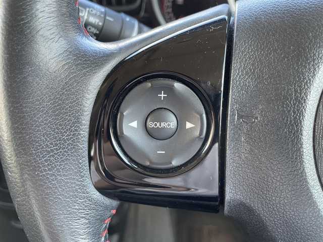 ホンダ Ｎ ＢＯＸ カスタム G Lパッケージ 道央・札幌 2016(平28)年 8.4万km プレミアムホワイトパールⅡ (株)IDOMが運営する【じしゃロン札幌店】の自社ローン専用車両になりますこちらは現金またはオートローンご利用価格です。自社ローンご希望の方は別途その旨お申し付けください。/ワンセグテレビ/AM/FM/iPod/プッシュスタート/アイドリングストップ/ETC/バックカメラ/ECON/シートヒーター/チップアップシート/ドアバイザー