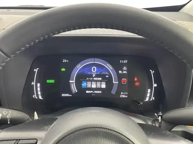 トヨタ シエンタ ハイブリッド Z 埼玉県 2022(令4)年 3万km スカーレットメタリック 純正ナビ（10.5インチ）/→Bluetooth、USB、TV、AM、FM、Miracast/シートヒーター/ステアリングヒーター/オートライト/オートハイビーム/両側パワースライドドア/100V充電/レーダークルーズコントロール/BSM/ハンズフリーデュアルパワースライドドア/エレクトロシフトマチック/後席用サンシェード/トヨタセーフティセンス