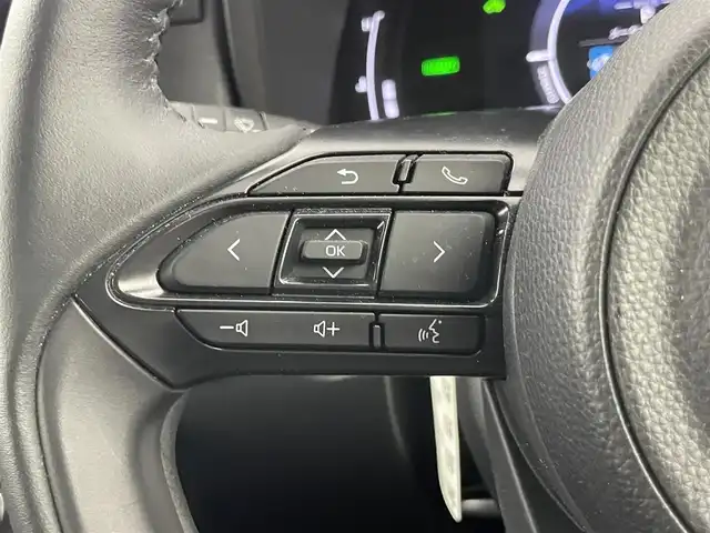 トヨタ シエンタ ハイブリッド Z 埼玉県 2022(令4)年 3万km スカーレットメタリック 純正ナビ（10.5インチ）/→Bluetooth、USB、TV、AM、FM、Miracast/シートヒーター/ステアリングヒーター/オートライト/オートハイビーム/両側パワースライドドア/100V充電/レーダークルーズコントロール/BSM/ハンズフリーデュアルパワースライドドア/エレクトロシフトマチック/後席用サンシェード/トヨタセーフティセンス