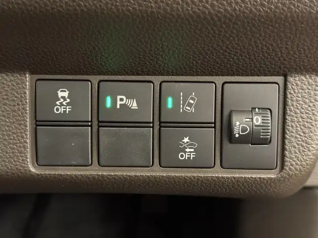ホンダ Ｎ ＷＧＮ L ホンダセンシング 群馬県 2020(令2)年 2.9万km ホライズンシーブルーパール 純正ナビ(FM/AM/BT SD CD i-Pod)/渋滞追従機能付アダプティブクルーズコントロール/衝突軽減ブレーキ/路外逸脱抑制警報/先行車発進お知らせ/歩行者事故軽減ステアリング/車線維持支援システム/誤発進抑制機能/後方誤発進抑制機能/パーキングセンサーシステム/ナノイーフルオートエアコン/運転席温シート/ワンオーナー/プッシュスタート/前後ドライブレコーダー/電動パーキングブレーキ/オートブレーキホールド/ステアリングスイッチ/ECONスイッチ/充電用USB-Type A/バニティーミラー/電動格納ミラー/ウィンカーミラー/サンバイザー