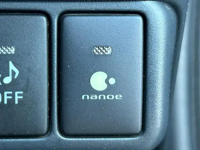 トヨタ アクア S 静岡県 2012(平24)年 5.3万km ブラックマイカ 純正7インチナビ/（USB/BT/CD/FM/AM/SD/HDD）/フルセグTV/バックカメラ/ETC/オートライト/シートヒーター/スマートキー/プッシュスタート/スペアタイヤ/オートエアコン/純正16AW