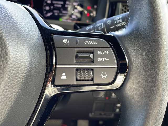 ホンダ ステップワゴン スパーダ 長野県 2023(令5)年 1.9万km プラチナホワイトパール ワンオーナー/禁煙車/純正11インチナビ LXM-237VFLi/バックカメラ/クルーズコントロール　追従走行あり/両側パワースライドドア/ハーフレザー/前席シートヒーター/アイドリングストップ/ドライブレコーダー/デジタルインナーミラー/コーナーセンサー/衝突被害軽減システム/レーンキープアシスト/横滑り防止装置/USB入力端子/ETC/AW　MUGEN/フロアマット MUGEN/フロントグリル　MUGEN/スマートキー