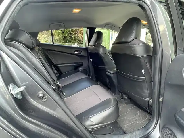 トヨタ プリウス S 埼玉県 2016(平28)年 8.7万km グレーマイカM 純正９型ナビTV/バックカメラ/ビルトインETC/LEDヘッドライト/レーダークルーズコントロール/衝突軽減ブレーキ/プッシュスタート/スマートキー