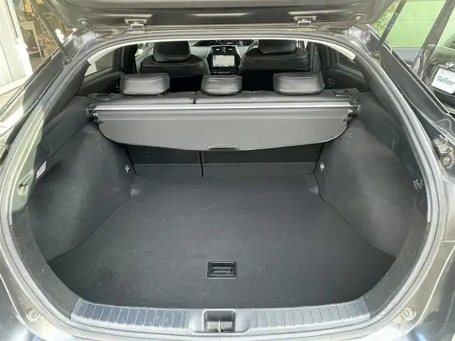 トヨタ プリウス S 埼玉県 2016(平28)年 8.7万km グレーマイカM 純正９型ナビTV/バックカメラ/ビルトインETC/LEDヘッドライト/レーダークルーズコントロール/衝突軽減ブレーキ/プッシュスタート/スマートキー