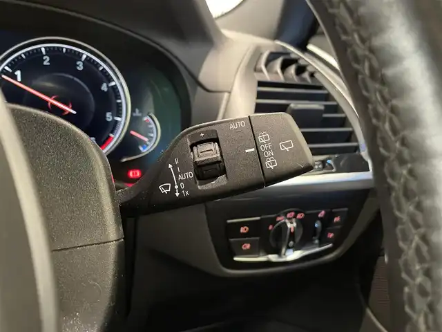 ＢＭＷ Ｘ３ xDrive20d Mスポーツ 福岡県 2018(平30)年 4.1万km サファイアブラックP 黒レザーシート　/全席シートヒーター　/パワーシート　/ナビ　/３６０°カメラ　/フルセグＴＶ　/ＨＵＤ　/ＣＤ／ＤＶＤ　/ＡＣＣ　/ＢＳＭ　/ＬＫＡ　/パワーバックドア　/コンフォートアクセス　/純正１９ｉｎｃｈＡＷ　/ＥＴＣ