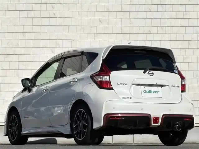 日産 ノート 岩手県 2020(令2)年 1.8万km ブリリアントホワイトパール 禁煙車/nismoシート/全方位カメラ/追従型クルーズコントロール/デジタルインナーミラー/純正ナビ/→フルセグTV/Bluetooth/CD/DVD/FM/AM/バックカメラ/ステアリングスイッチ/レーンキープアシスト/衝突軽減システム/横滑り防止装置/前後コーナーセンサー/オートライト/LEDヘッドライト/LEDフォグライト/〇プッシュスタート/〇電動格納ミラー/〇ウィンカーミラー/〇ドアバイザー/〇フロアマット/〇シガーソケット/〇スマートキー/〇スペアキー/純正前後ドライブレコーダー/ETC