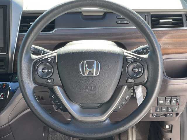 ホンダ フリード ハイブリット G ホンダセンシング 千葉県 2017(平29)年 5.7万km ホワイトオーキッドパール モデューロエアロ　モデューロアルミ　９型ナビＶＸＭ－１７５ＶＦＮｉ　フリップダウンモニター　バックカメラ　両側電動スライドドア　ＢＴ　ドラレコ　ETC　レーダークルーズ　LEDライト　オートライト