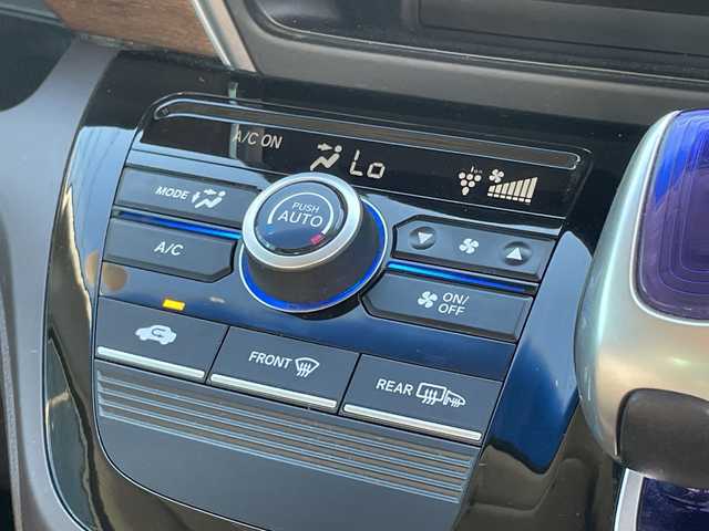 ホンダ フリード ハイブリット G ホンダセンシング 千葉県 2017(平29)年 5.7万km ホワイトオーキッドパール モデューロエアロ　モデューロアルミ　９型ナビＶＸＭ－１７５ＶＦＮｉ　フリップダウンモニター　バックカメラ　両側電動スライドドア　ＢＴ　ドラレコ　ETC　レーダークルーズ　LEDライト　オートライト