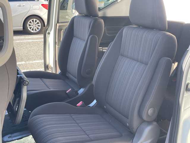 ホンダ フリード ハイブリット G ホンダセンシング 千葉県 2017(平29)年 5.7万km ホワイトオーキッドパール モデューロエアロ　モデューロアルミ　９型ナビＶＸＭ－１７５ＶＦＮｉ　フリップダウンモニター　バックカメラ　両側電動スライドドア　ＢＴ　ドラレコ　ETC　レーダークルーズ　LEDライト　オートライト