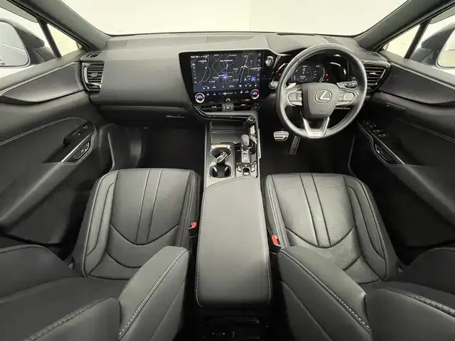 レクサス ＮＸ 350h Fスポーツ 道央・札幌 2024(令6)年 1万km グラファイトブラックガラスフレーク ・４ＷＤ/・パノラマルーフ/・純正メモリナビ/・BT/USB/・フルセグTV/・AppleCarPlay/・AndroidAuto/・ETC２．０/・パドルシフト/・全方位カメラ/・１００V充電/ブラインドスポットモニター/・インテリジェンスミラー/・アダプティブクルーズコントロール/・レーンキープアシスト/・パワーシート/・全席パワーシート/・電動リアゲート/・ＬＥＤヘッドライト/・フォグランプ/・オートライト/・オートマチックハイビーム/・ABS/・SOSコール
