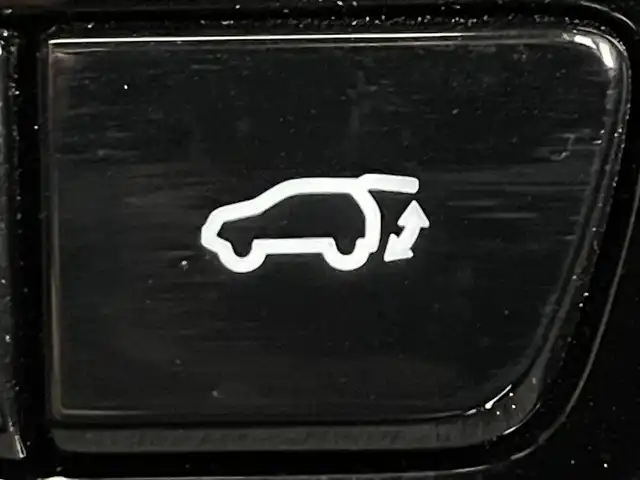 レクサス ＮＸ 350h Fスポーツ 道央・札幌 2024(令6)年 1万km グラファイトブラックガラスフレーク ・４ＷＤ/・パノラマルーフ/・純正メモリナビ/・BT/USB/・フルセグTV/・AppleCarPlay/・AndroidAuto/・ETC２．０/・パドルシフト/・全方位カメラ/・１００V充電/ブラインドスポットモニター/・インテリジェンスミラー/・アダプティブクルーズコントロール/・レーンキープアシスト/・パワーシート/・全席パワーシート/・電動リアゲート/・ＬＥＤヘッドライト/・フォグランプ/・オートライト/・オートマチックハイビーム/・ABS/・SOSコール