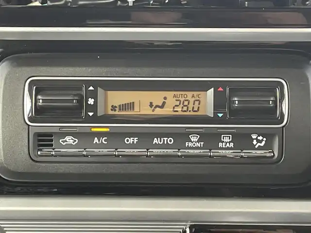 スズキ スペーシア カスタム HYBRID XS 岐阜県 2018(平30)年 1.3万km ブルーイッシュブラックパール3 (株)IDOMが運営する【じしゃロン多治見店】の自社ローン対象車両になります。こちらは現金ご利用時の価格です。自社ローンご希望の方は別途その旨お申付け下さい。/両側パワースライドドア/デュアルセンサーブレーキサポート/レーンキープアシスト/コーナーセンサー/運転席シートヒーター/アイドリングストップ/オートライト/フォグランプ/電動格納ミラー