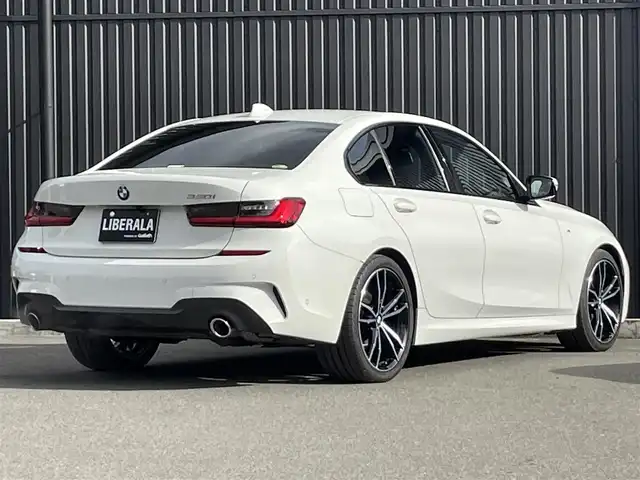 ＢＭＷ ３２０ｉ Mスポーツ 福島県 2019(平31)年 5.4万km アルピンホワイトⅢ 純正HDDナビ/バックカメラ/パークディスタンス/アクティブクルーズコントロール/コンフォートアクセス/パワーバックドア/フットオープナー/黒レザーシート(ブルーステッチ)/前席シートヒーター/パワーシート/アンビエントライト/ワイヤレスチャージ/パドルシフト/ドライブレコーダー(360°)/LEDヘッドライト/オートハイビーム/純正OP19AW/スペアキー
