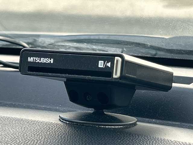 マツダ デミオ 13C 山形県 2014(平26)年 6.4万km メテオグレーマイカ ハロゲンヘッドライト/電動格納ミラー/パワーウインドウ/社外フロアマット/リモコンキー/スペアキー/冬タイヤ積載/取扱説明書