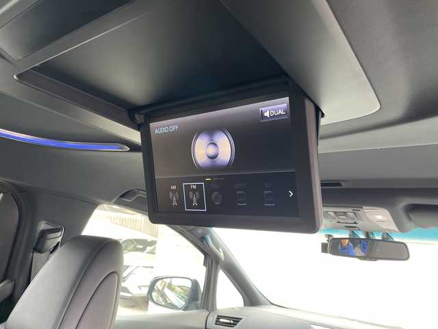 トヨタ ヴェルファイア ハイブリット エグゼクティブ ラウンジ 秋田県 2016(平28)年 4.7万km バーニングブラッククリスタルシャインガラスフレーク ・４WD/・寒冷地仕様/・純正ナビ/・フルセグTV/・Bluetooth/・後席モニター/・全周囲カメラ/・ムーンルーフ/・両側パワースライドドア/・クルーズコントロール/・ステアリングヒーター/・シートヒーター/・レザーシート/・パワーシート/・スペアキー/・衝突軽減システム/・ドラレコ/・冬タイヤ積込み