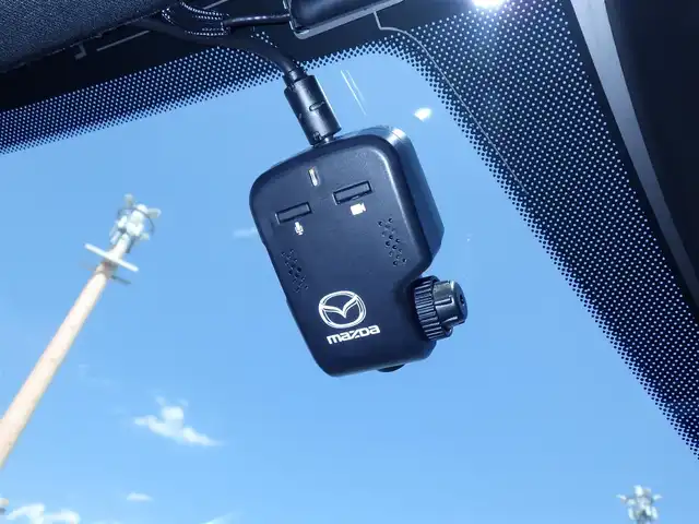 マツダ ＣＸ－５ XD スポーツアピアランス 千葉県 2022(令4)年 2.5万km マシーングレープレミアムM i-ACTIVSENSE/・スマートシティブレーキサポート/・レーンキープ・アシスト・システム/・ブラインドスポットモニタリング/アクティブ・ドライビング・ディスプレイ/パワーバックドア/ブラックレザーシート/前席パワーシート/各席シートヒーター/ワイヤレス充電/純正SDナビ/地デジTV/【Bluetooth接続】/360°ビュー・モニター/革巻きステアリング/ステアリングヒーター/ステアリングスイッチ/パドルシフト/ETC/LEDヘッドライト/ウインカーミラー/コーナーセンサー/純正19インチアルミホイル/サイド/カーテンエアバッグ/アドバンストキーレスエントリー