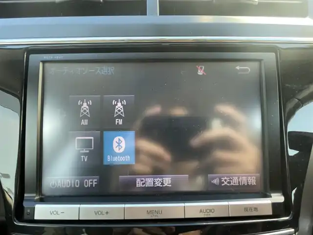 トヨタ プリウス α G ツーリングセレクション 栃木県 2014(平26)年 11.8万km ホワイトパールクリスタルシャイン 株)IDOMが運営する【じしゃロン小山店】の自社ローン専用車両になります。こちらは現金またはオートローンご利用時の価格です。自社ローンご希望の方は別途その旨お申付け下さい//禁煙車/純正フルセグナビ/（CD/DVD/AM/FMラジオ）/(Bluetooth)/スマートキー/プッシュスタート/バックカメラ/クルーズコントロール/ＥＴＣ/１００V充電/パワーシート/フリップダウンモニター/バックフォグランプ/ステアリングリモコン/電動格納ドアミラー/パワーウインドウ/オートライト/防眩ミラー