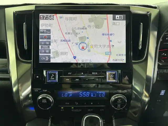 トヨタ ヴェルファイア Z Gエディション 佐賀県 2019(平31)年 1.6万km ホワイトパールクリスタルシャイン 社外アルパイン製11インチナビ（EX11Z）/（フルセグTV.CD.DVD.Bluetooth）/サンルーフ/3眼LEDヘッドライト/衝突被害軽減システム/レーダークルーズコントロール/クリアランスソナー/ロードサインアシスト/パーキングサポートブレーキ/レーンアシスト/オートマチックハイビーム/オートライト/前後ドライブレコーダー/シーケンシャルウィンカー/ビルトインETC/両側パワースライドドア/ステアリングヒーター/メモリーシート/運転席・助手席シートヒーター/運転席・助手席エアシート/合皮シート/オートワイパー/後席サンシェード/純正フロアマット/純正18インチアルミホイール