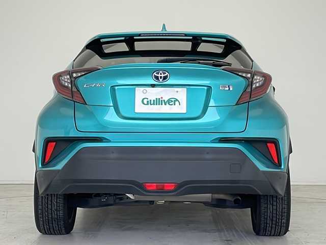 トヨタ Ｃ－ＨＲ G 愛知県 2018(平30)年 8.3万km ラディアントグリーンM 衝突軽減システム/純正９型SDナビ/レーダークルーズコントロール/シートヒーター/フルセグ/CD/Bluetooth/バックカメラ/コーナーセンサー/純正アルミホイール/　ブラインドスポットモニター/LEDヘッドライト/ETC2.0/ドライブレコーダー/ステアリングスイッチ/スマートキー/プッシュスタート