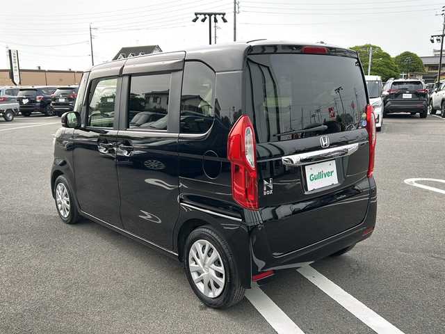 ホンダ Ｎ ＢＯＸ G L ホンダセンシング 岐阜県 2020(令2)年 0.9万km クリスタルブラックパール 純正ＳＤナビ　/ＥＴＣ　/前後ドライブレコーダー　/バックカメラ　/レーダークルーズコントロール　/衝突軽減システム　/横滑り防止装置　/レーンキープアシスト　/片側パワスラ　/ＬＥＤヘッドライト　/オートライト　/スマートキー/プッシュスタート/スペアキー/純正フロアマット/ドアバイザー