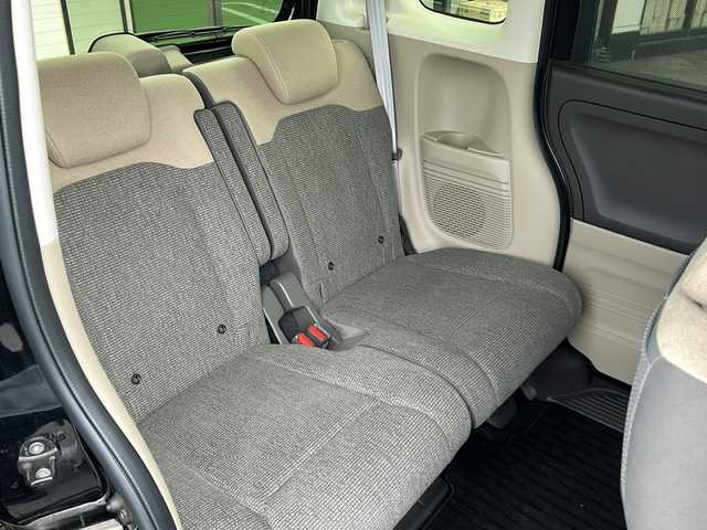 ホンダ Ｎ ＢＯＸ G L ホンダセンシング 岐阜県 2020(令2)年 0.9万km クリスタルブラックパール 純正ＳＤナビ　/ＥＴＣ　/前後ドライブレコーダー　/バックカメラ　/レーダークルーズコントロール　/衝突軽減システム　/横滑り防止装置　/レーンキープアシスト　/片側パワスラ　/ＬＥＤヘッドライト　/オートライト　/スマートキー/プッシュスタート/スペアキー/純正フロアマット/ドアバイザー
