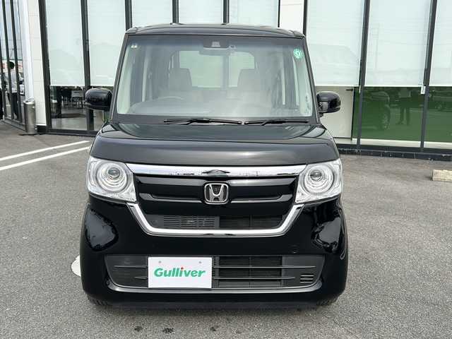 ホンダ Ｎ ＢＯＸ G L ホンダセンシング 岐阜県 2020(令2)年 0.9万km クリスタルブラックパール 純正ＳＤナビ　/ＥＴＣ　/前後ドライブレコーダー　/バックカメラ　/レーダークルーズコントロール　/衝突軽減システム　/横滑り防止装置　/レーンキープアシスト　/片側パワスラ　/ＬＥＤヘッドライト　/オートライト　/スマートキー/プッシュスタート/スペアキー/純正フロアマット/ドアバイザー