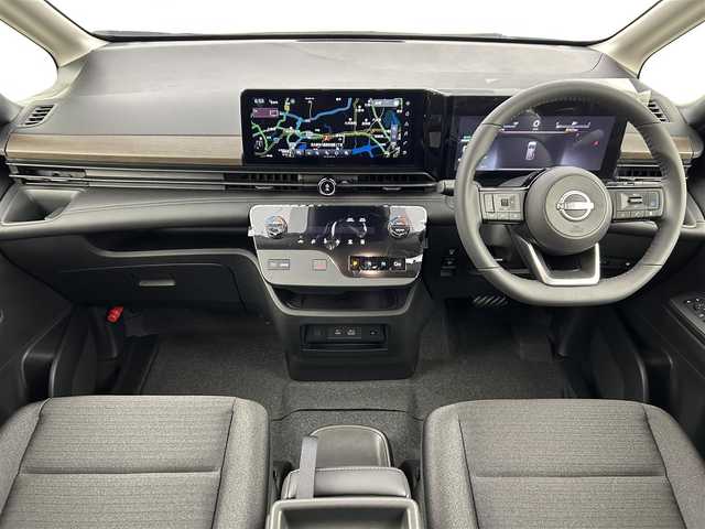 日産 セレナ e－パワー ハイウェイスター V 福岡県 2025(令7)年 0.1万km未満 プリズムホワイト 登録済未使用車　/コネクトナビ（フルセグTV）　/全方位カメラ　/ＥＴＣ２．０　/ナビ連動前後ドラレコ　/デジタルルームミラー　/置くだけ充電　/プロパイロット　/コーナーセンサー　/エマージェンシーブレーキ　/アクセル踏み間違い防止/レーンキープ/BSM/両側電動スライドドア/Wエアコン/純正16インチアルミホイール/LEDヘッドライト