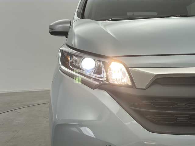 ホンダ フリード ハイブリット クロスター 群馬県 2022(令4)年 1.2万km フィヨルドミストパール 純正９型ナビ　バックカメラ　前後ドラレコ　ＥＴＣ　ハーフレザーシート　シートヒーター　両側電動スライドドア　アダプティブクルーズコントロール　衝突被害軽減ブレーキ　ルーフレール　ＬＥＤライト　禁煙車