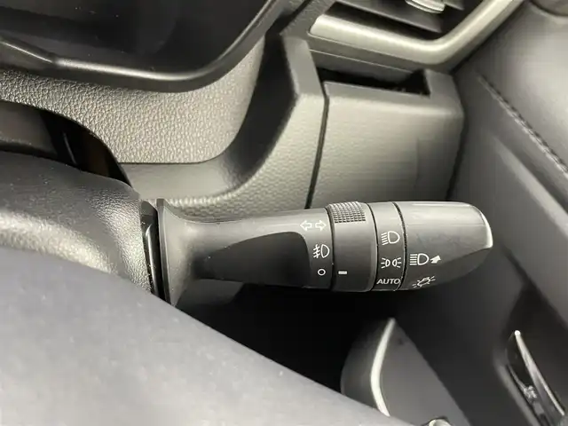 トヨタ タンク カスタムG 熊本県 2020(令2)年 4万km レーザーブルークリスタルシャイン 純正ナビNSZT-W68T（ＣＤ・ＤＶＤ・フルセグ・ＢＴ）/バックカメラ　/ビルトインＥＴＣ　/前方ドライブレコーダー　/両側パワースライドドア　/前後クリアランスソナー　/オートライト　/スマアシIII/・衝突軽減ブレーキ/・前後誤発進抑制/・オートハイビーム/・レーンキープアシスト/・クルーズコントロール/横滑り防止/アイドリングストップ/純正フロアマット/純正１４インチAW/スマートキー/プッシュスタート/スペアキー1本/保証書/取扱説明書