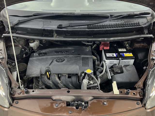 トヨタ ポルテ F 愛知県 2015(平27)年 8.2万km ダークブラウンマイカメタリック 純正7インチナビ/フルセグＴＶ　/ＣＤ／ＤＶＤ／Bluetooth/バックカメラ　/片側電動スライドドア　/スマートキー　/プッシュスタート　/ＥＴＣ　/横滑り防止機能/オートライト /サイドエアバック /カーテンエアバック