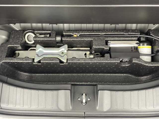 ホンダ Ｎ ＢＯＸ カスタム G L ターボ ホンダセンシング 宮城県 2018(平30)年 1.7万km シャイニンググレーM ターボ/ホンダセンシング/両側パワースライドドア/純正ナビ/(CD/DVD)/バックカメラ/ETC/レーダークルーズコントロール/ハーフレザー/プッシュスタート/スマートキー/スペアキー/オートライト/オートマチックハイビーム/LEDヘッドライト/フォグランプ/純正フロアマット/純正15インチアルミホイール
