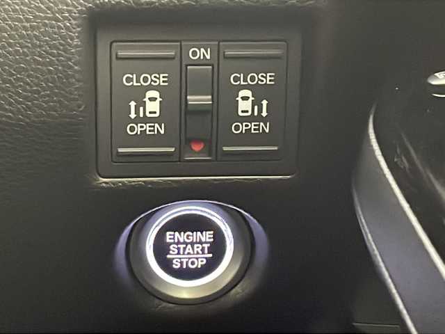 ホンダ Ｎ ＢＯＸ カスタム G L ターボ ホンダセンシング 宮城県 2018(平30)年 1.7万km シャイニンググレーM ターボ/ホンダセンシング/両側パワースライドドア/純正ナビ/(CD/DVD)/バックカメラ/ETC/レーダークルーズコントロール/ハーフレザー/プッシュスタート/スマートキー/スペアキー/オートライト/オートマチックハイビーム/LEDヘッドライト/フォグランプ/純正フロアマット/純正15インチアルミホイール