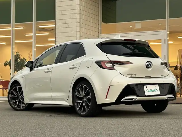 トヨタ カローラ スポーツ ハイブリッドG Z 兵庫県 2018(平30)年 6.7万km ホワイトパールクリスタルシャイン 純正9インチSDナビ/BTオーディオ/バックカメラ　/前後ドライブレコーダー/ビルトインETC/レーダークルーズコントロール（追従走行アリ）/電動パーキングブレーキ/オートホールド/LEDオートライト/ツイーター/純正アルミホイール/スペアキー付き