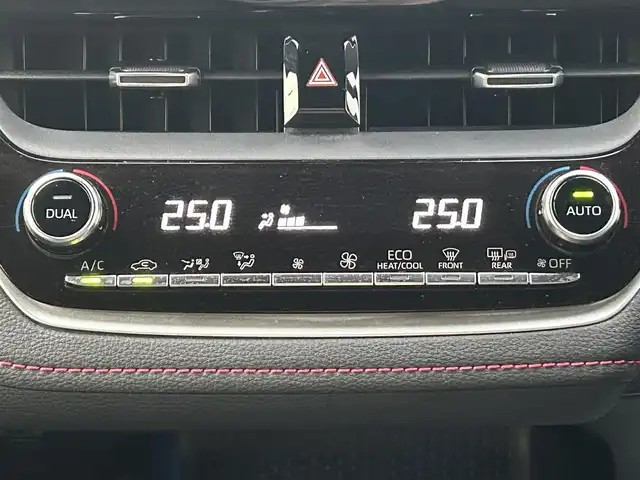 トヨタ カローラ スポーツ ハイブリッドG Z 兵庫県 2018(平30)年 6.7万km ホワイトパールクリスタルシャイン 純正9インチSDナビ/BTオーディオ/バックカメラ　/前後ドライブレコーダー/ビルトインETC/レーダークルーズコントロール（追従走行アリ）/電動パーキングブレーキ/オートホールド/LEDオートライト/ツイーター/純正アルミホイール/スペアキー付き