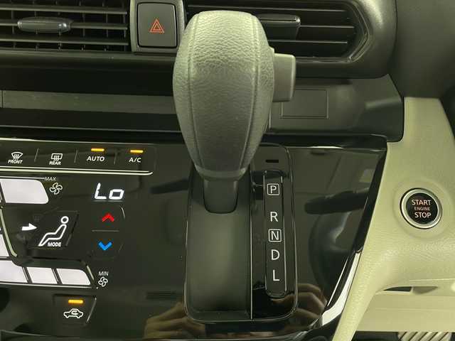 日産 ルークス X 鹿児島県 2023(令5)年 0.7万km Ｄグリーン ワンオーナー/純正9インチSDナビ/(BT/AM/FM/フルセグTV)/片側パワースライドドア/アラウンドビューモニター/バックカメラ/オートマチックハイビーム/後席サーキュレーター/純正ドライブレコーダー/前後コーナーセンサー/レーンキープアシスト/LEDヘッドライト/ベンチシート/純正フロアマット/アイドリングストップ/保証書/取扱説明書