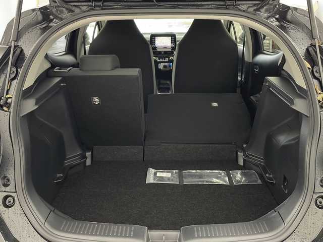トヨタ アクア X 兵庫県 2022(令4)年 3.7万km ブラックマイカ ・純正ナビ&BT&USB&Miracast/・バックカメラ/・Toyota Safety Sense/・プリクラッシュセーフティー/・レーントレーシングアシスト/・レーダークルーズコントロール/・オートマチックハイビーム/・ロードサインアシスト/・先行車発進告知機能/・LEDヘッドライト/・ビルトインETC/・AC100V電源/・ドアミラーヒーター/・ライトレベライザー/・純正フロアマット/・スマートキー