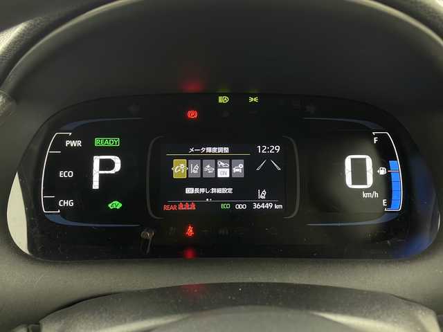 トヨタ アクア X 兵庫県 2022(令4)年 3.7万km ブラックマイカ ・純正ナビ&BT&USB&Miracast/・バックカメラ/・Toyota Safety Sense/・プリクラッシュセーフティー/・レーントレーシングアシスト/・レーダークルーズコントロール/・オートマチックハイビーム/・ロードサインアシスト/・先行車発進告知機能/・LEDヘッドライト/・ビルトインETC/・AC100V電源/・ドアミラーヒーター/・ライトレベライザー/・純正フロアマット/・スマートキー