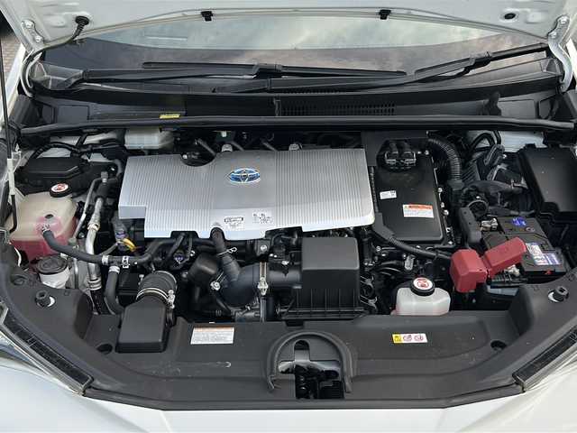 トヨタ プリウス A 福島県 2017(平29)年 6.7万km ホワイトパールクリスタルシャイン 4WD 純正9型ナビ 寒冷地仕様 フルセグTV Bluetooth バックカメラ 衝突軽減ブレーキ オートクルーズ ETC2.0 ヘッドアップディスプレイ バックソナー オートハイビーム フォグランプ スマートキー