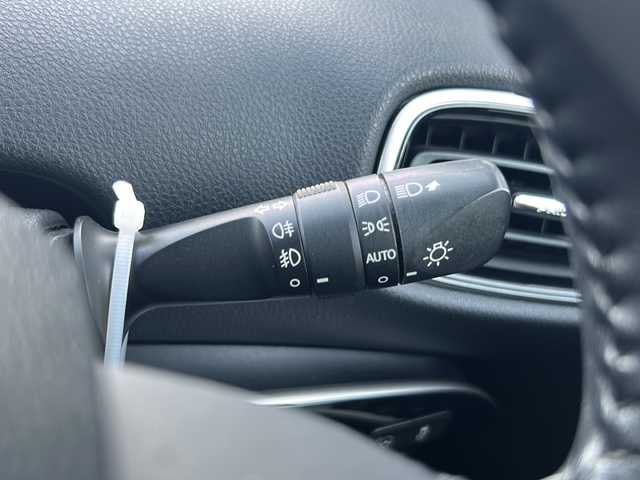 トヨタ プリウス A 福島県 2017(平29)年 6.7万km ホワイトパールクリスタルシャイン 4WD 純正9型ナビ 寒冷地仕様 フルセグTV Bluetooth バックカメラ 衝突軽減ブレーキ オートクルーズ ETC2.0 ヘッドアップディスプレイ バックソナー オートハイビーム フォグランプ スマートキー