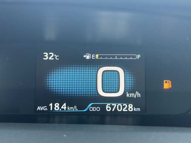 トヨタ プリウス A 福島県 2017(平29)年 6.7万km ホワイトパールクリスタルシャイン 4WD 純正9型ナビ 寒冷地仕様 フルセグTV Bluetooth バックカメラ 衝突軽減ブレーキ オートクルーズ ETC2.0 ヘッドアップディスプレイ バックソナー オートハイビーム フォグランプ スマートキー