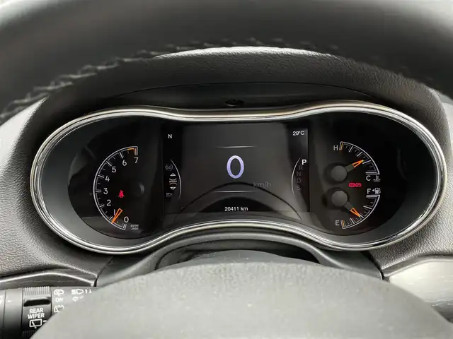 クライスラー・ジープ ジープ グランドチェロキー アルティテュード 長野県 2014(平26)年 2.1万km 黒 純正ナビ　/Ｐシート（Ｄ席／Ｎ席）/純正２０ＡＷ　/４ＷＤ　/シートヒーター（Ｄ席／Ｎ席）/クルコン　/オートライト　/エアサス　/４ＷＤ　/ＥＴＣ