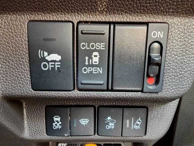 ホンダ フリード ハイブリット G ホンダセンシング 岩手県 2019(令1)年 10.9万km ルナシルバーM ホンダセンシング/左側パワースライドドア/LEDヘッドライト/前席シートヒーター/スマートキー/オートライト